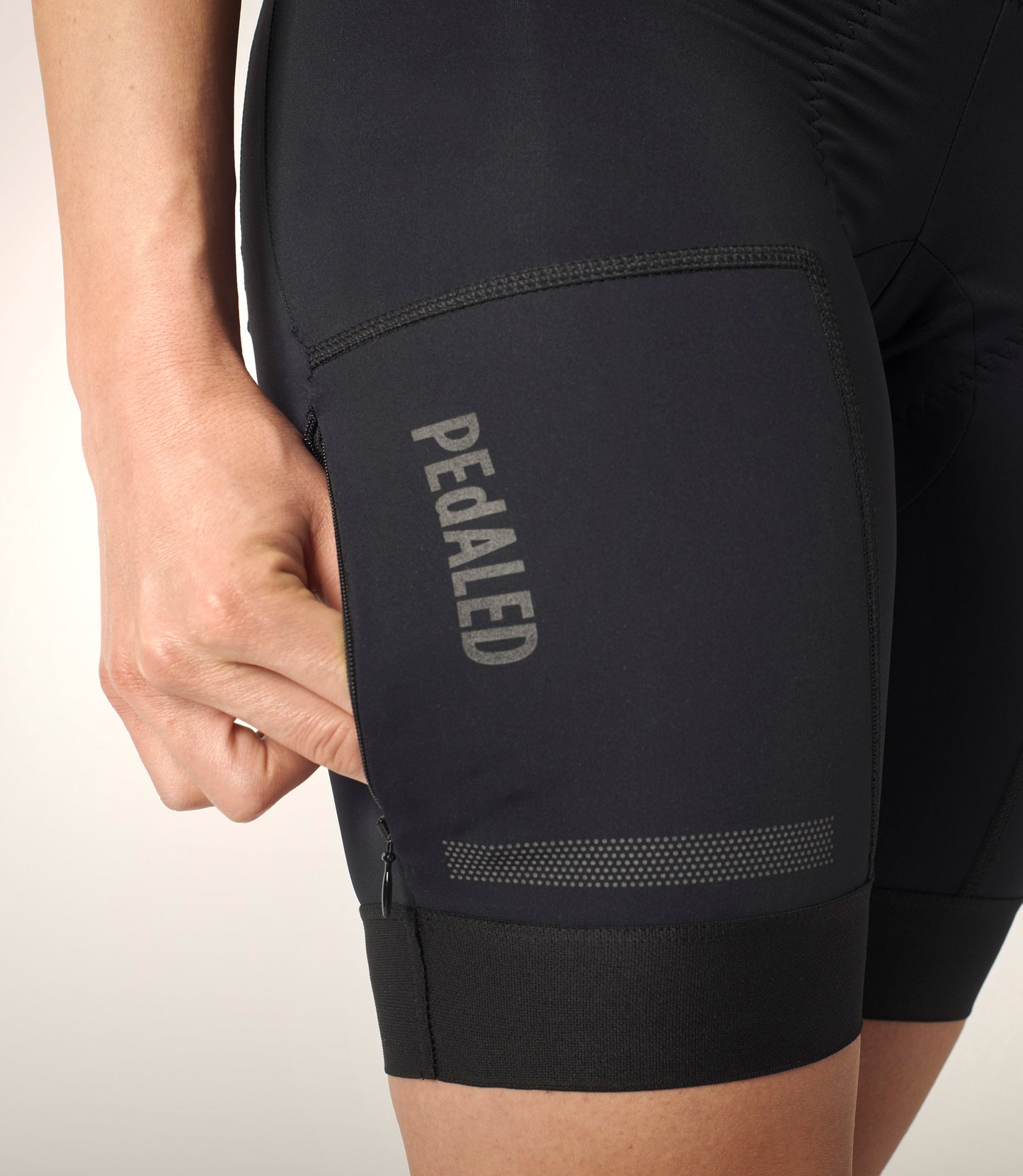 Women's Odyssey Long Distance Bib Shorts