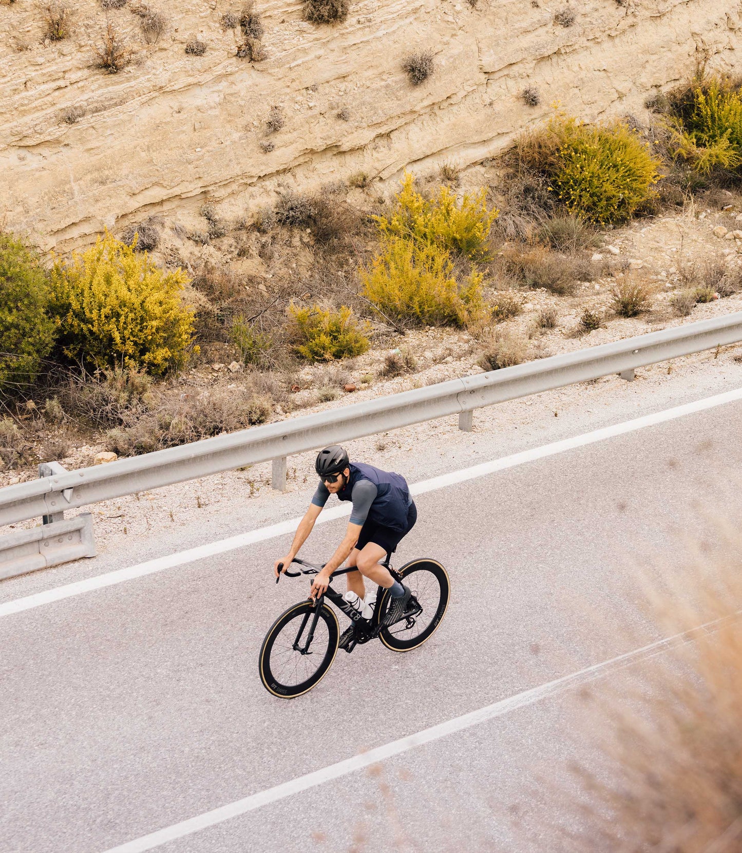 Men's Mirai Windproof Vest