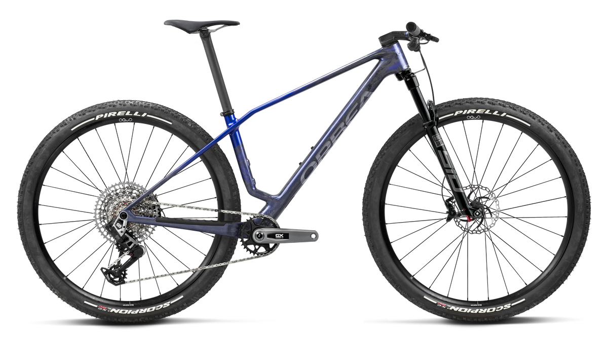 ALMA M-PRO 2027