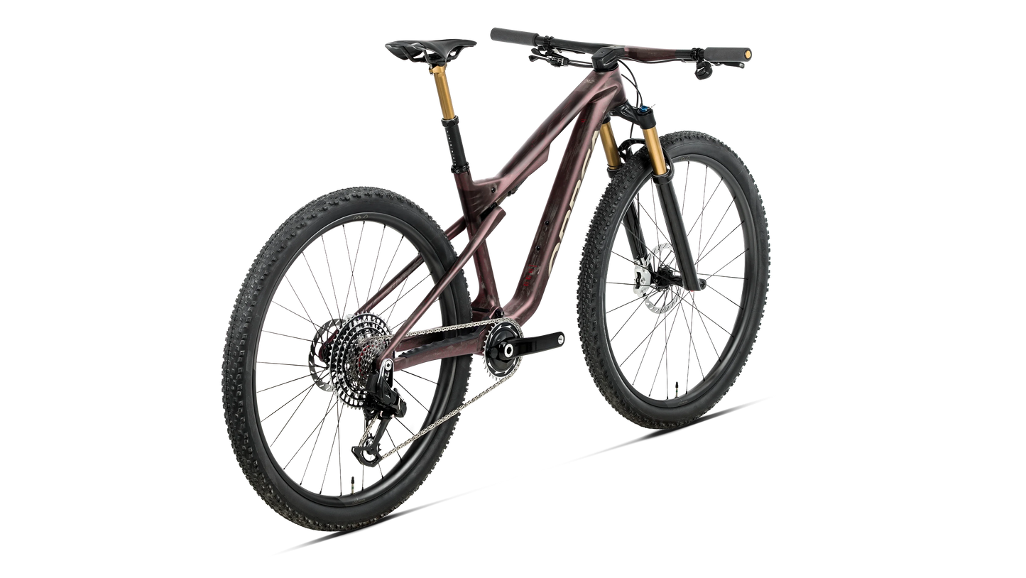 OIZ M10 2027