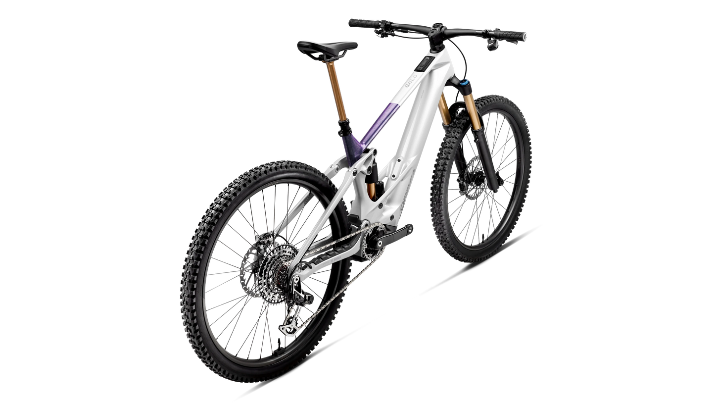 WILD TR M10 2027